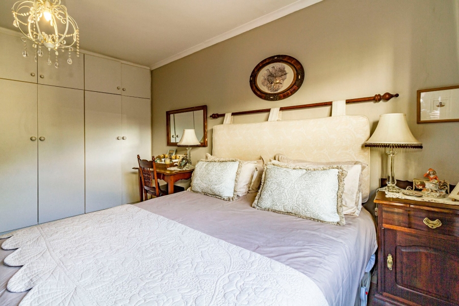 8 Bedroom Property for Sale in Helderberg Estate Western Cape